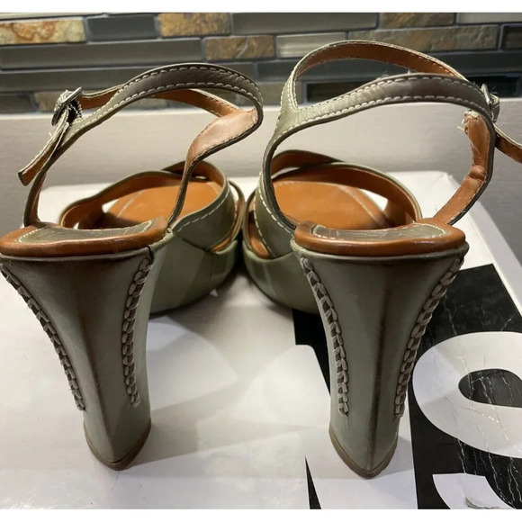 Victoria's Secret Size 8.5 B Tamika Celedon Native Calf Green Heels Sandals - Picture 5 of 9